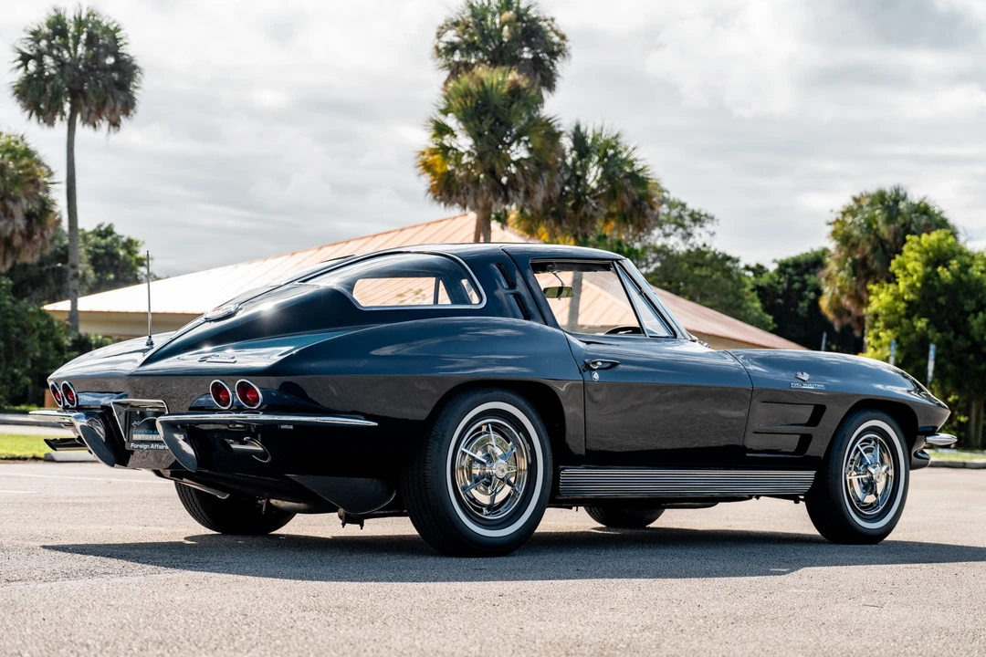 1963 Chevrolet Corvette C2 - Image 16 of 31