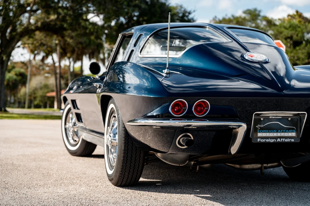 1963 Chevrolet Corvette C2 - Image 27 of 31