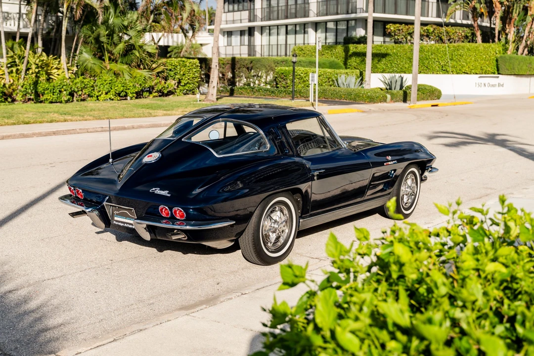 1963 Chevrolet Corvette C2 - Image 15 of 31