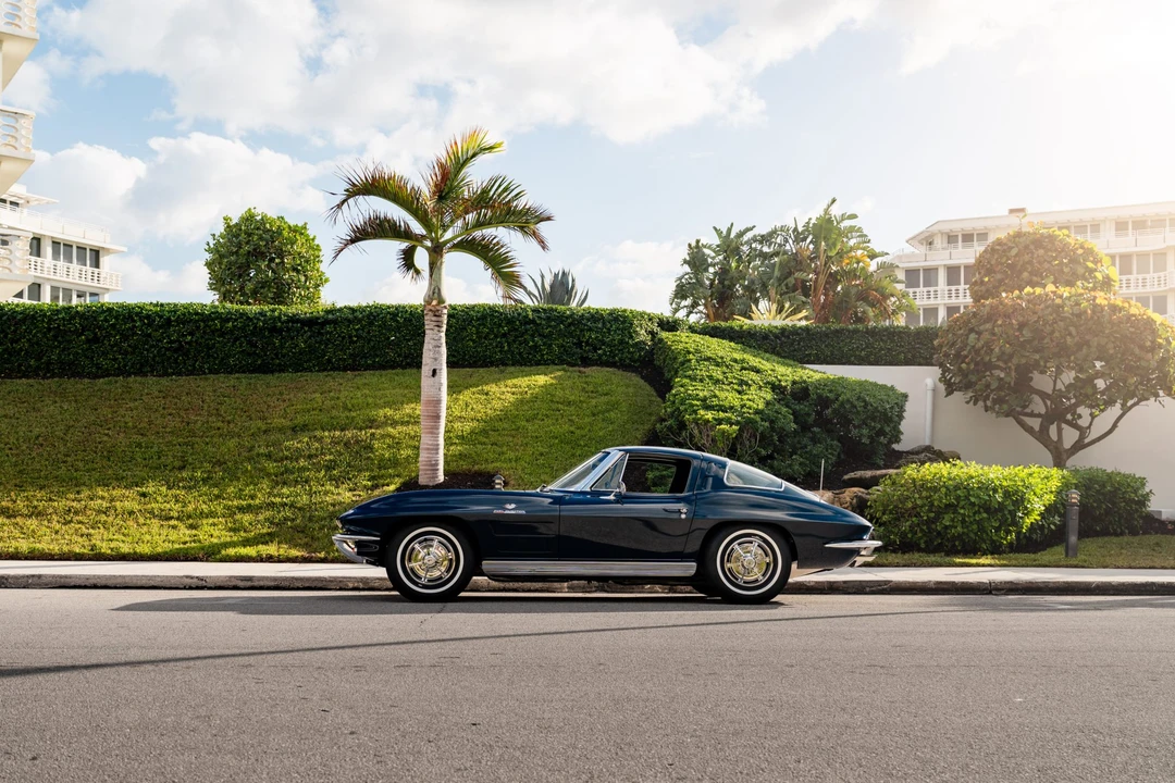 1963 Chevrolet Corvette C2 - Image 6 of 31