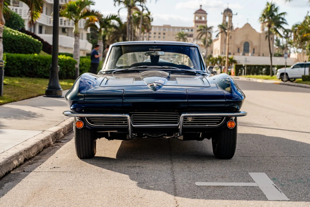 1963 Chevrolet Corvette C2 - Image 22 of 31