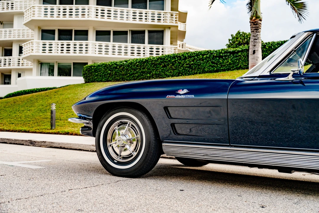 1963 Chevrolet Corvette C2 - Image 25 of 31