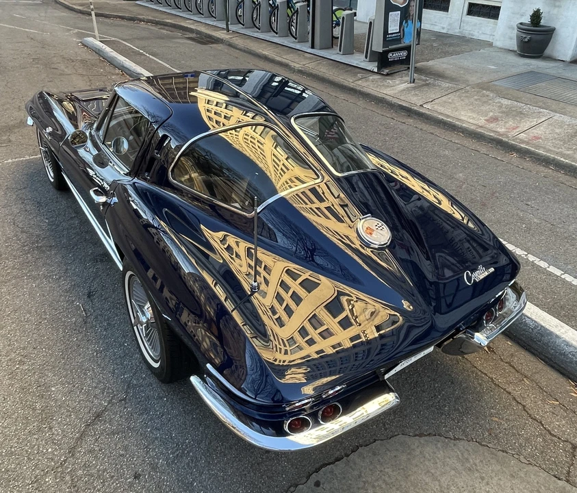 1963 Chevrolet Corvette C2 - Image 16 of 31