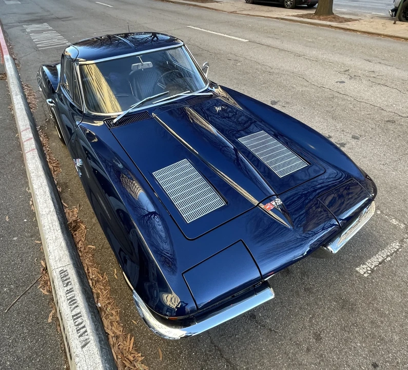 1963 Chevrolet Corvette C2 - Image 18 of 31