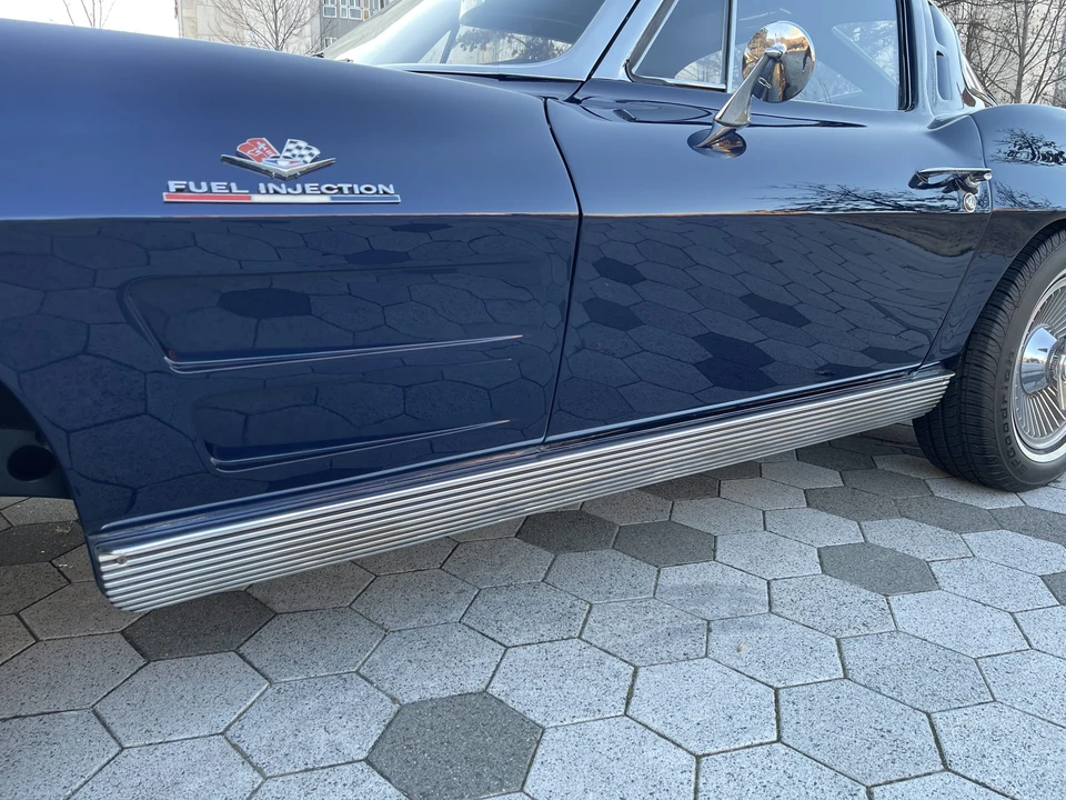 1963 Chevrolet Corvette C2 - Image 23 of 31