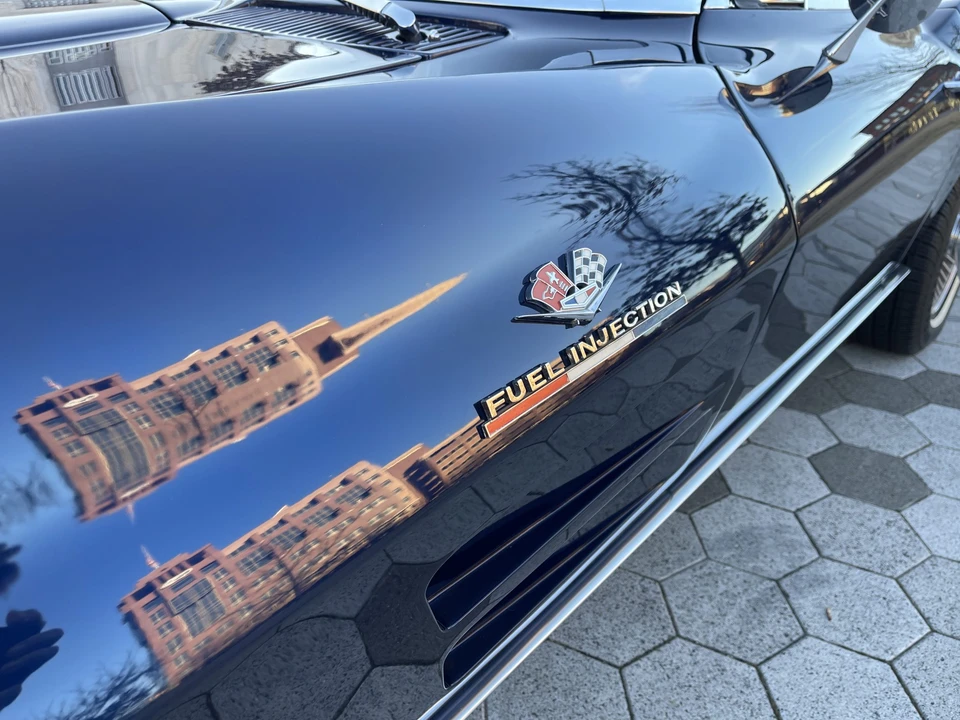 1963 Chevrolet Corvette C2 - Image 24 of 31
