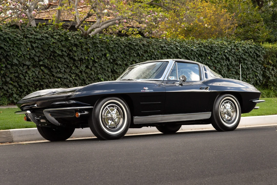 1963 Chevrolet Corvette C2 - Image 8 of 31