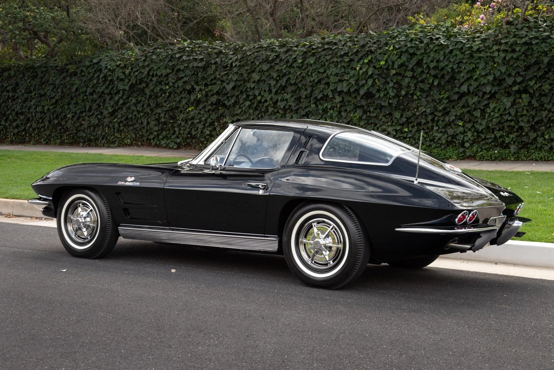1963 Chevrolet Corvette C2 - Image 11 of 31