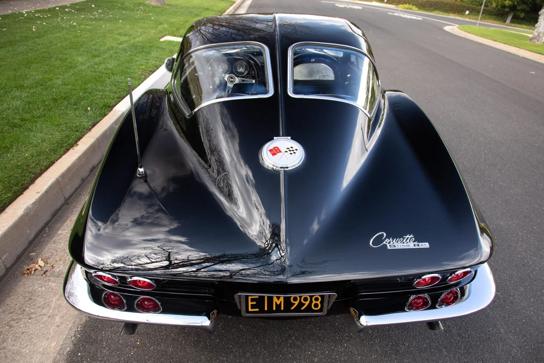 1963 Chevrolet Corvette C2 - Image 13 of 31