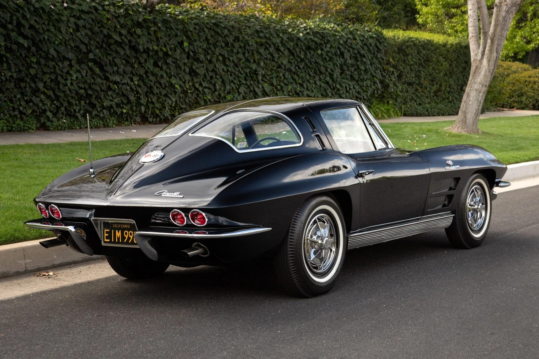 1963 Chevrolet Corvette C2 - Image 17 of 31
