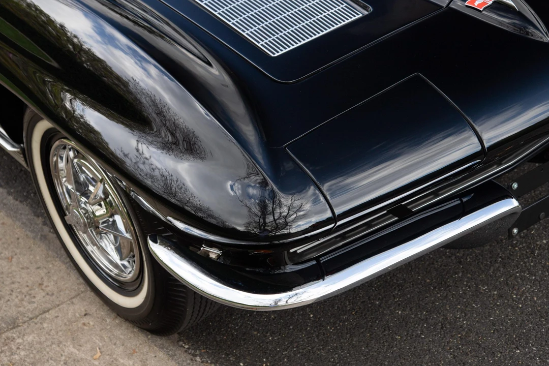 1963 Chevrolet Corvette C2 - Image 23 of 31