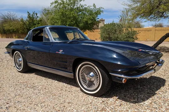 1963 Chevrolet Corvette Split-Window Coupe 327/360 Fuelie