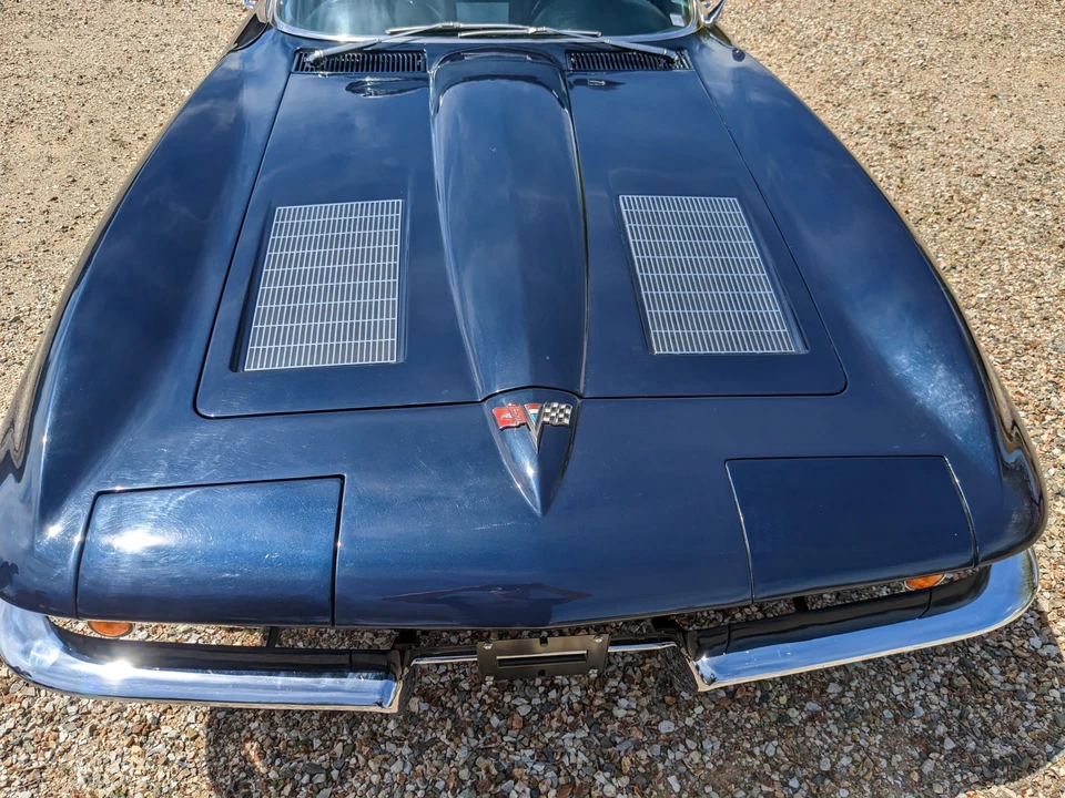 1963 Chevrolet Corvette C2 - Image 16 of 31