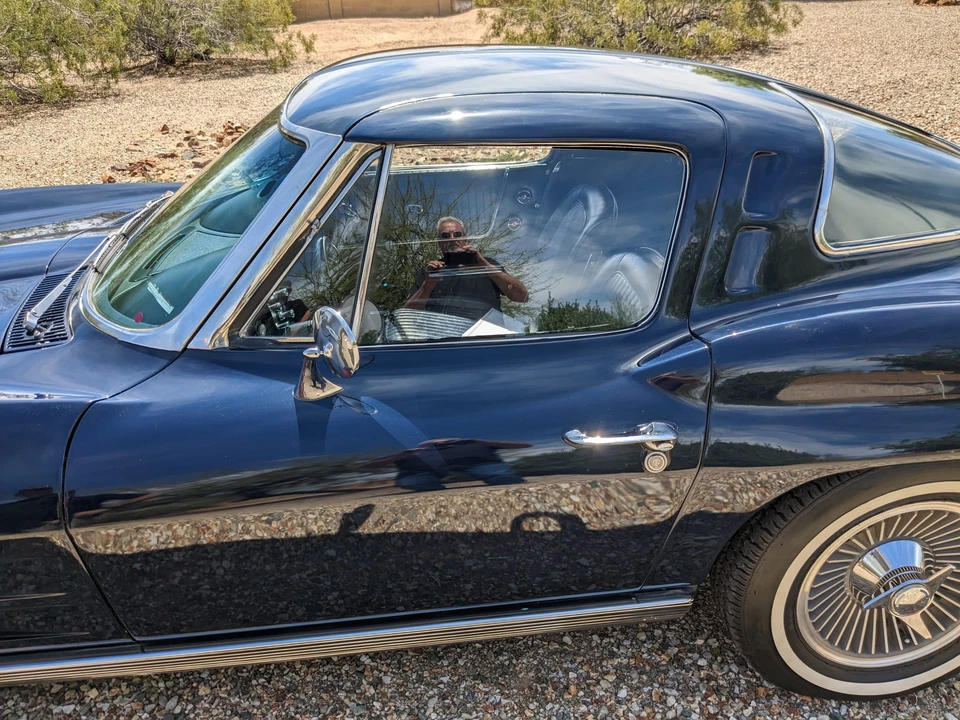 1963 Chevrolet Corvette C2 - Image 23 of 31