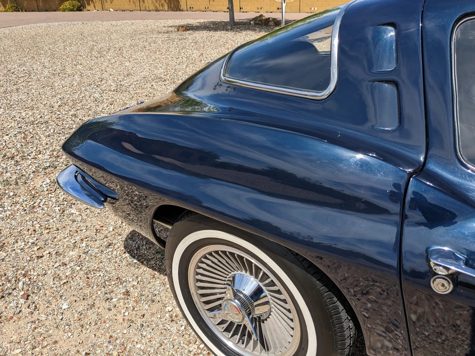 1963 Chevrolet Corvette C2 - Image 21 of 31