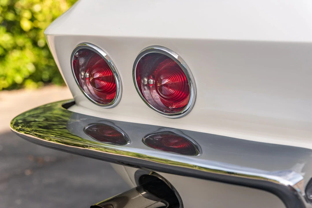 1963 Chevrolet Corvette C2 - Image 18 of 31