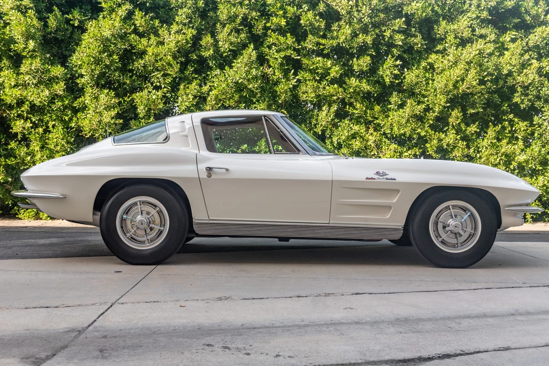 1963 Chevrolet Corvette C2 - Image 8 of 31