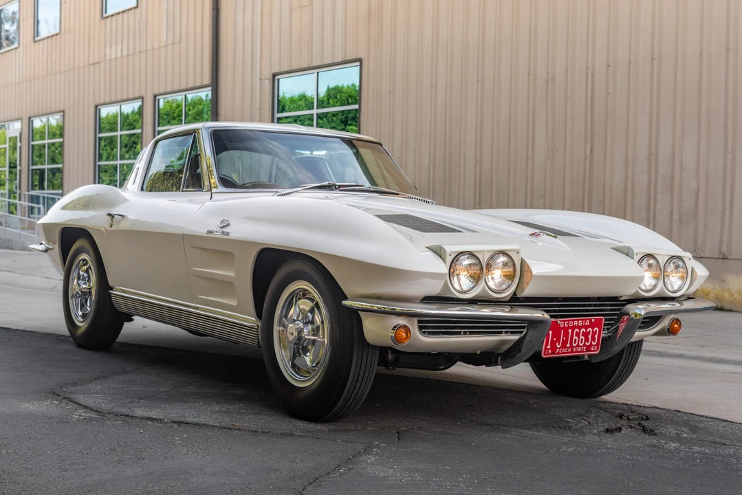 1963 Chevrolet Corvette C2 - Image 10 of 31