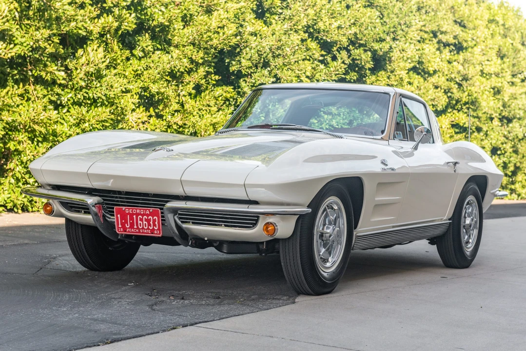 1963 Chevrolet Corvette C2 - Image 2 of 31