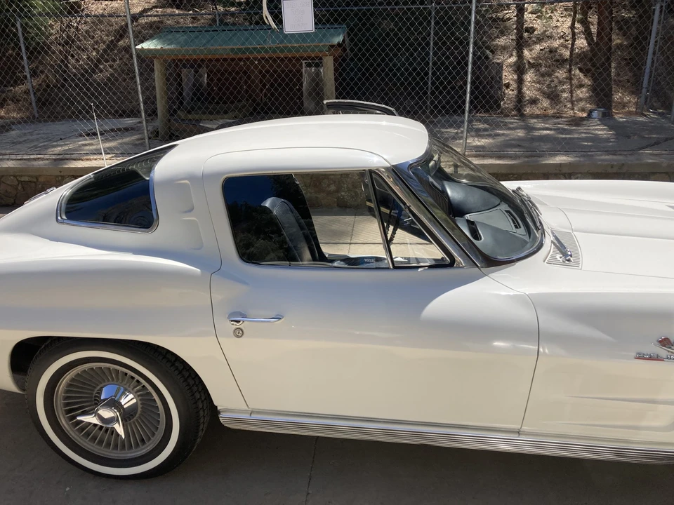 1963 Chevrolet Corvette C2 - Image 27 of 31