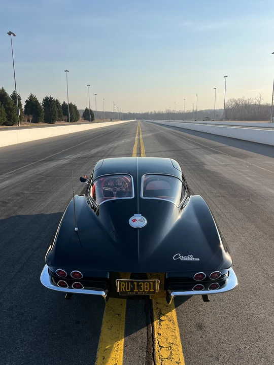 1963 Chevrolet Corvette C2 - Image 10 of 31