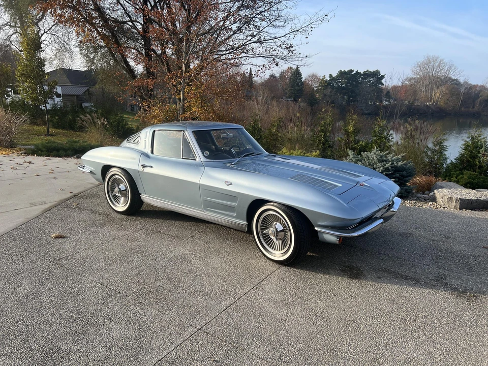 1963 Chevrolet Corvette C2 - Image 13 of 31