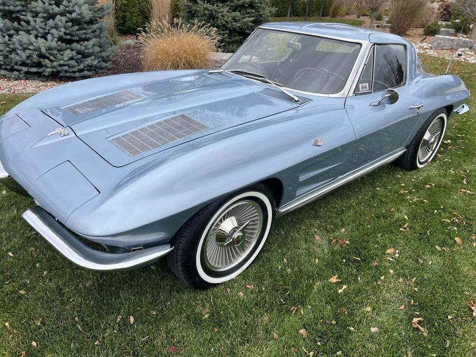 1963 Chevrolet Corvette C2 - Image 22 of 31