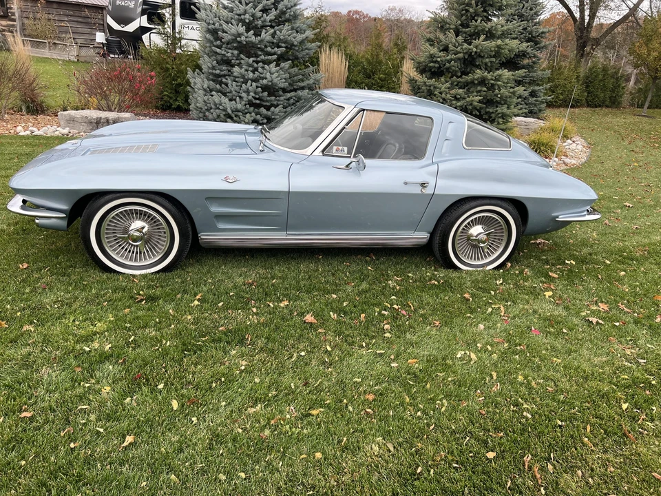 1963 Chevrolet Corvette C2 - Image 8 of 31