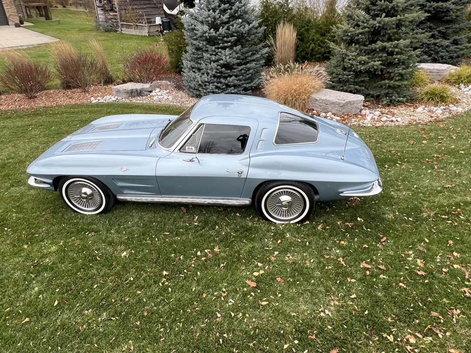 1963 Chevrolet Corvette C2 - Image 6 of 31