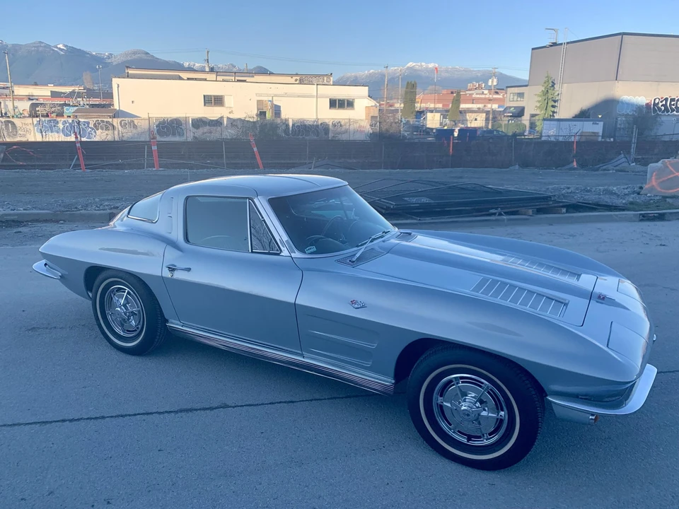 1963 Chevrolet Corvette C2 - Image 24 of 31