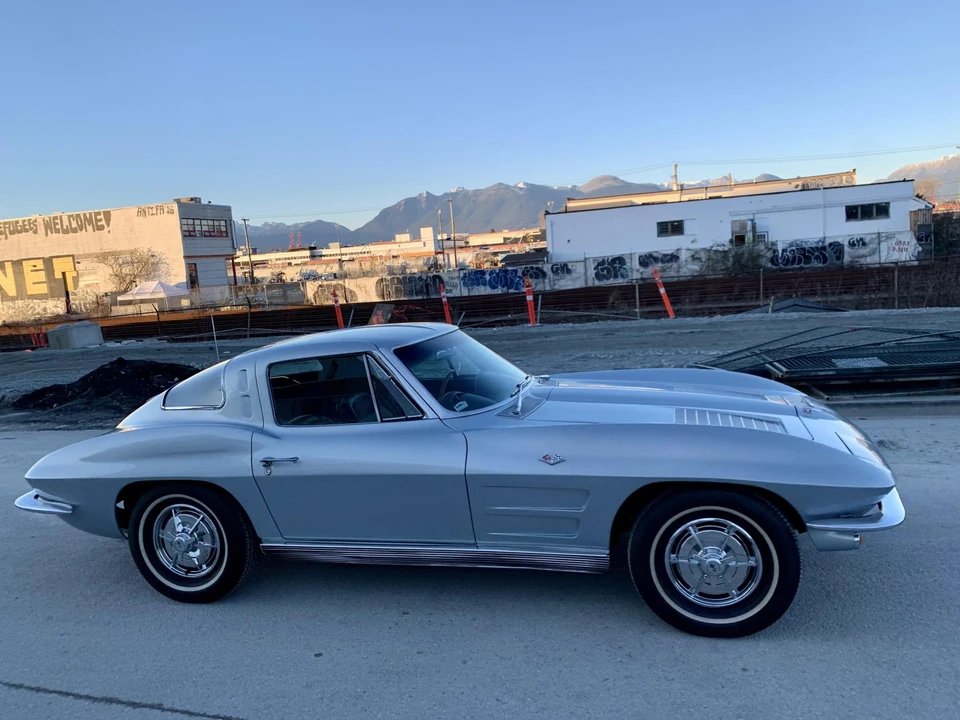 1963 Chevrolet Corvette C2 - Image 23 of 31