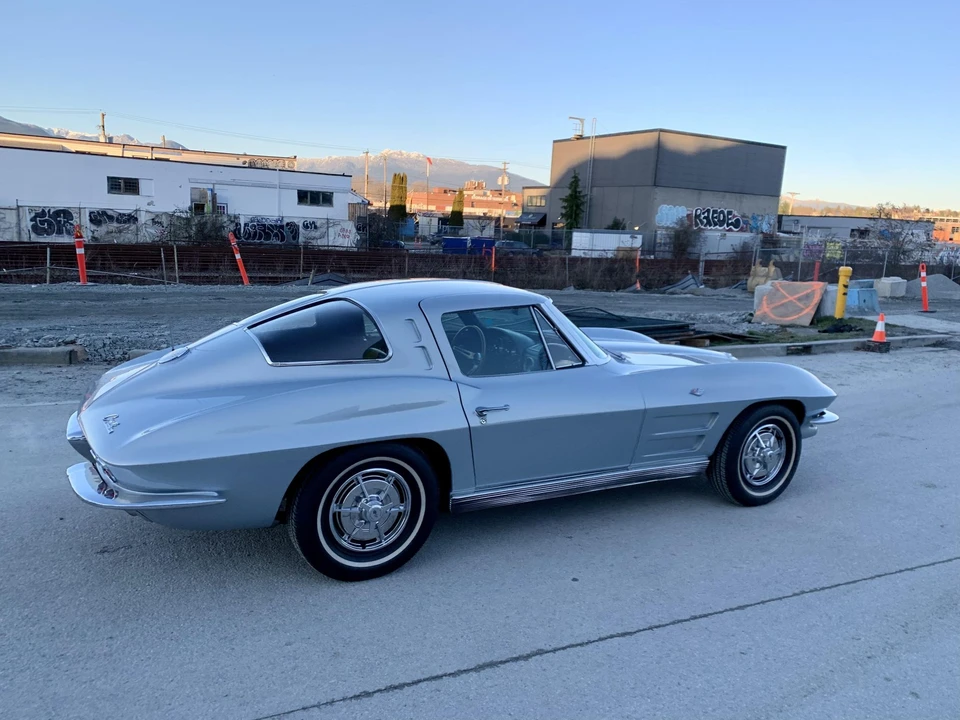 1963 Chevrolet Corvette C2 - Image 20 of 31