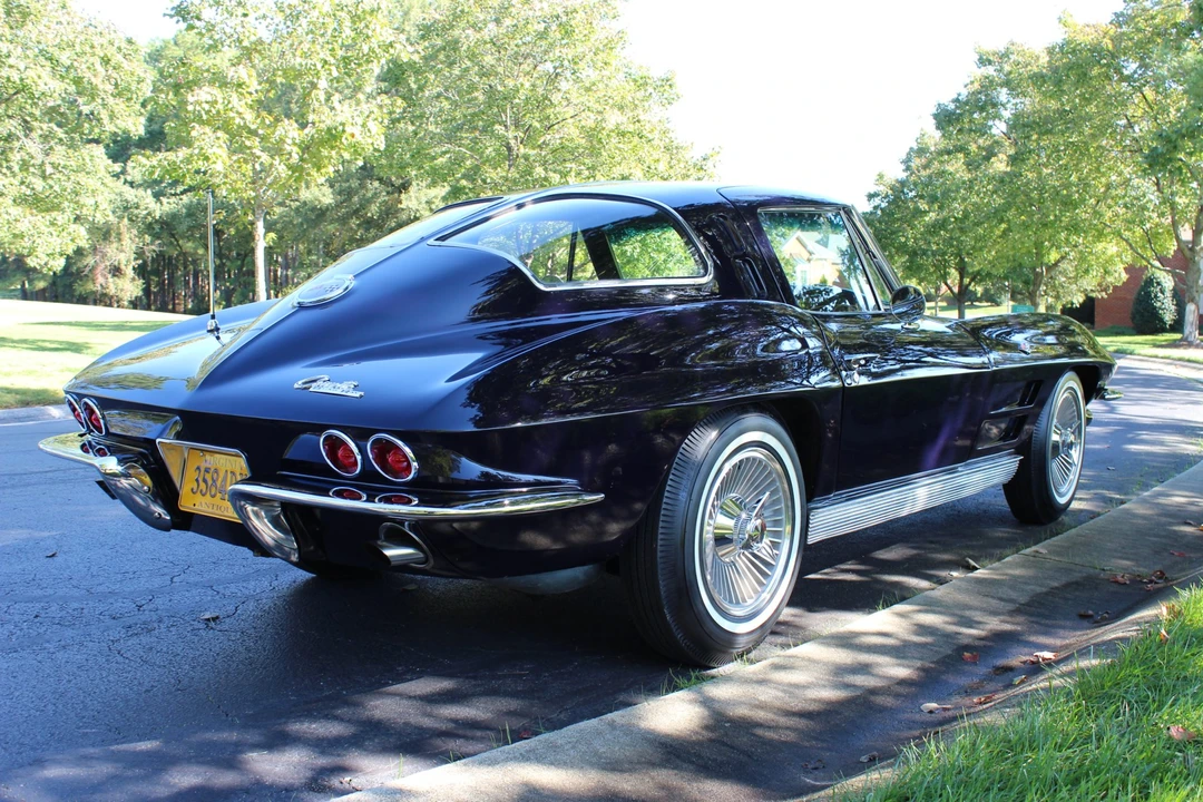 1963 Chevrolet Corvette C2 - Image 11 of 31