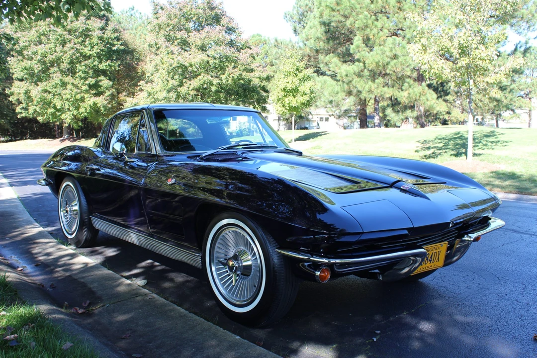 1963 Chevrolet Corvette C2 - Image 16 of 31