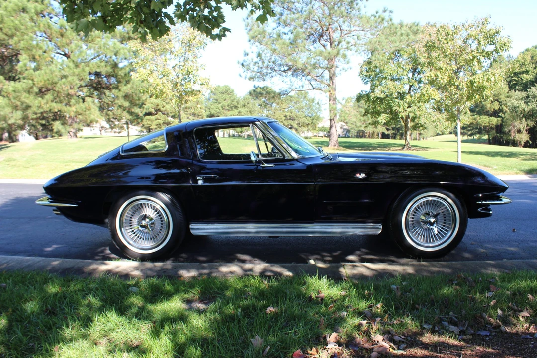 1963 Chevrolet Corvette C2 - Image 13 of 31