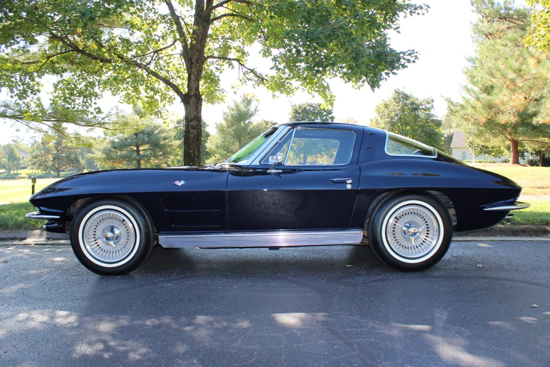 1963 Chevrolet Corvette C2 - Image 4 of 31
