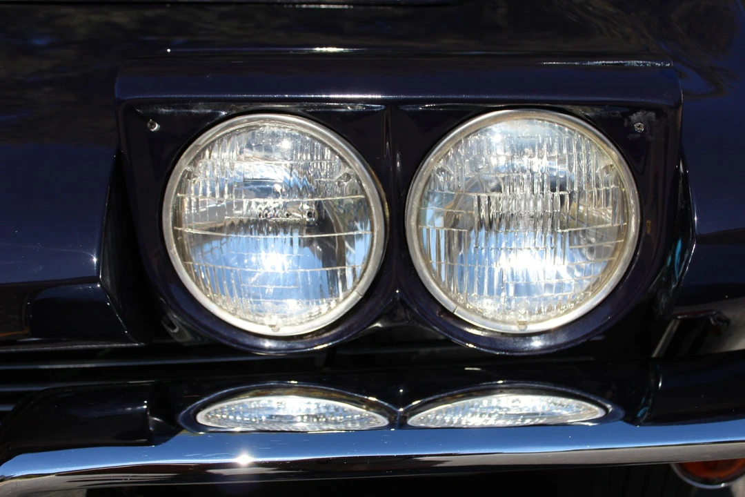 1963 Chevrolet Corvette C2 - Image 26 of 31