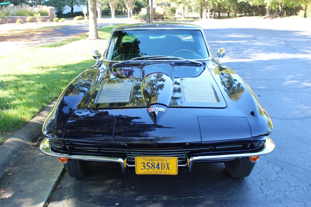 1963 Chevrolet Corvette C2 - Image 18 of 31