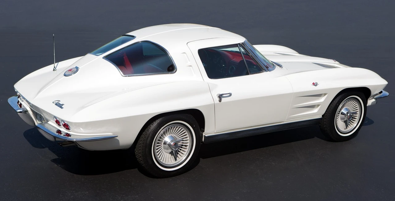1963 Chevrolet Corvette C2 - Image 2 of 31
