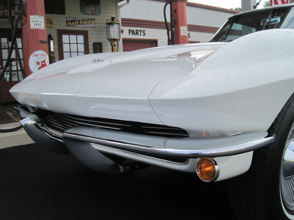 1963 Chevrolet Corvette C2 - Image 6 of 31