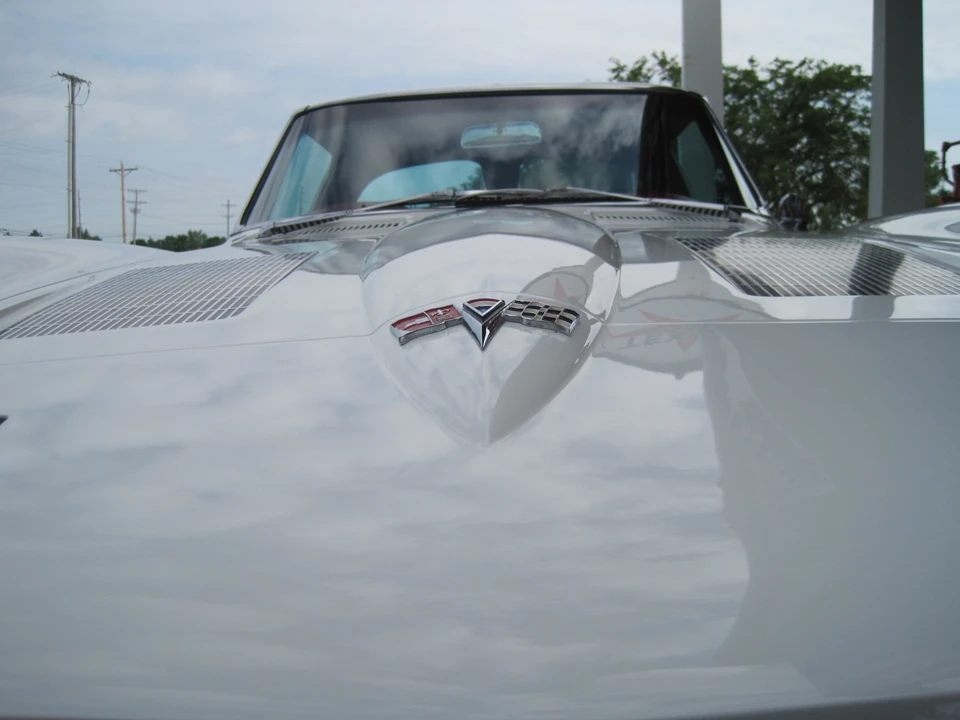 1963 Chevrolet Corvette C2 - Image 25 of 31