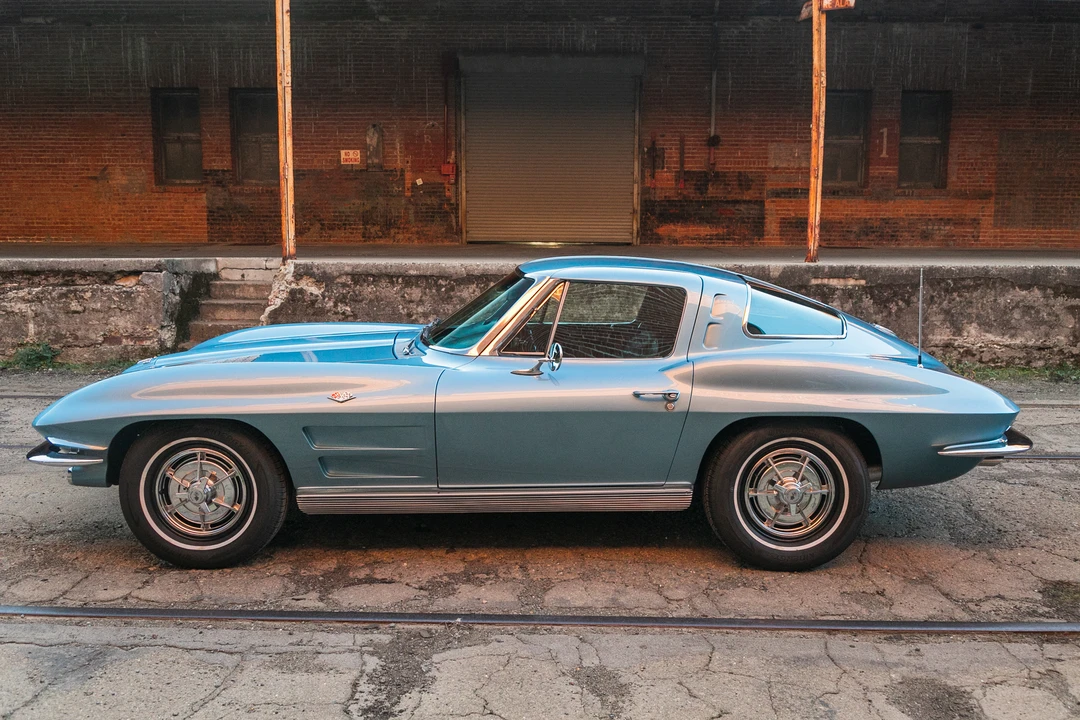 1963 Chevrolet Corvette C2 - Image 15 of 31