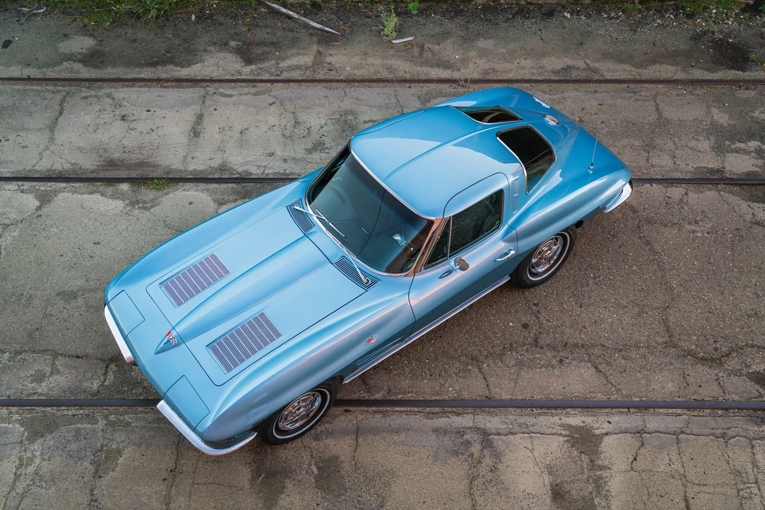 1963 Chevrolet Corvette C2 - Image 22 of 31