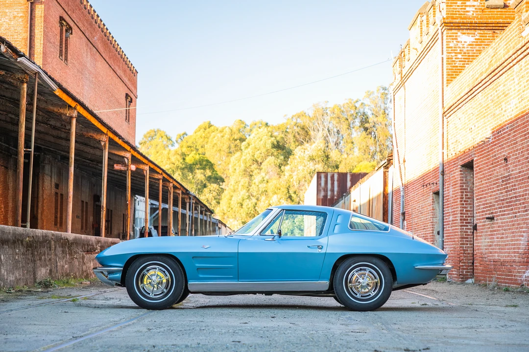 1963 Chevrolet Corvette C2 - Image 17 of 31