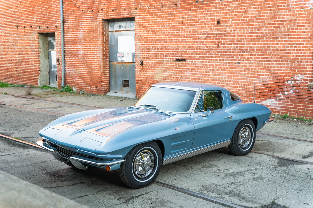 1963 Chevrolet Corvette C2 - Image 18 of 31
