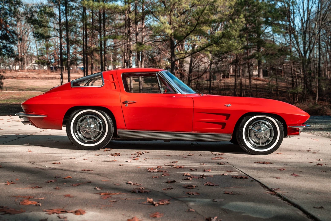 1963 Chevrolet Corvette C2 - Image 11 of 31