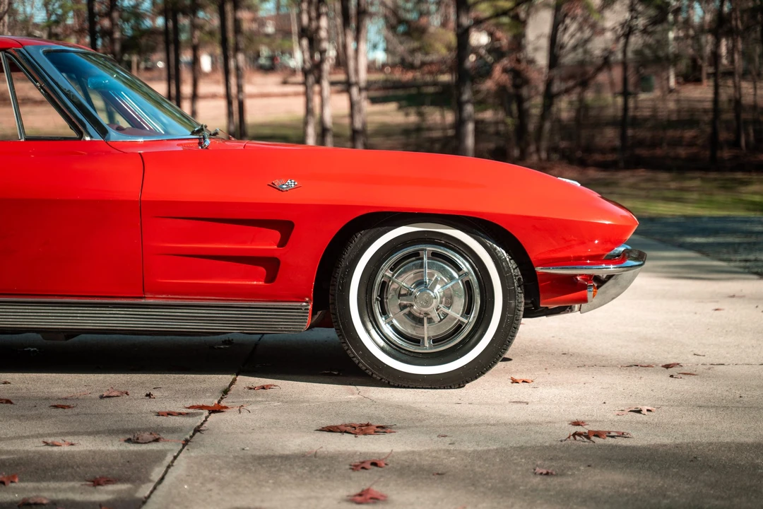 1963 Chevrolet Corvette C2 - Image 18 of 31