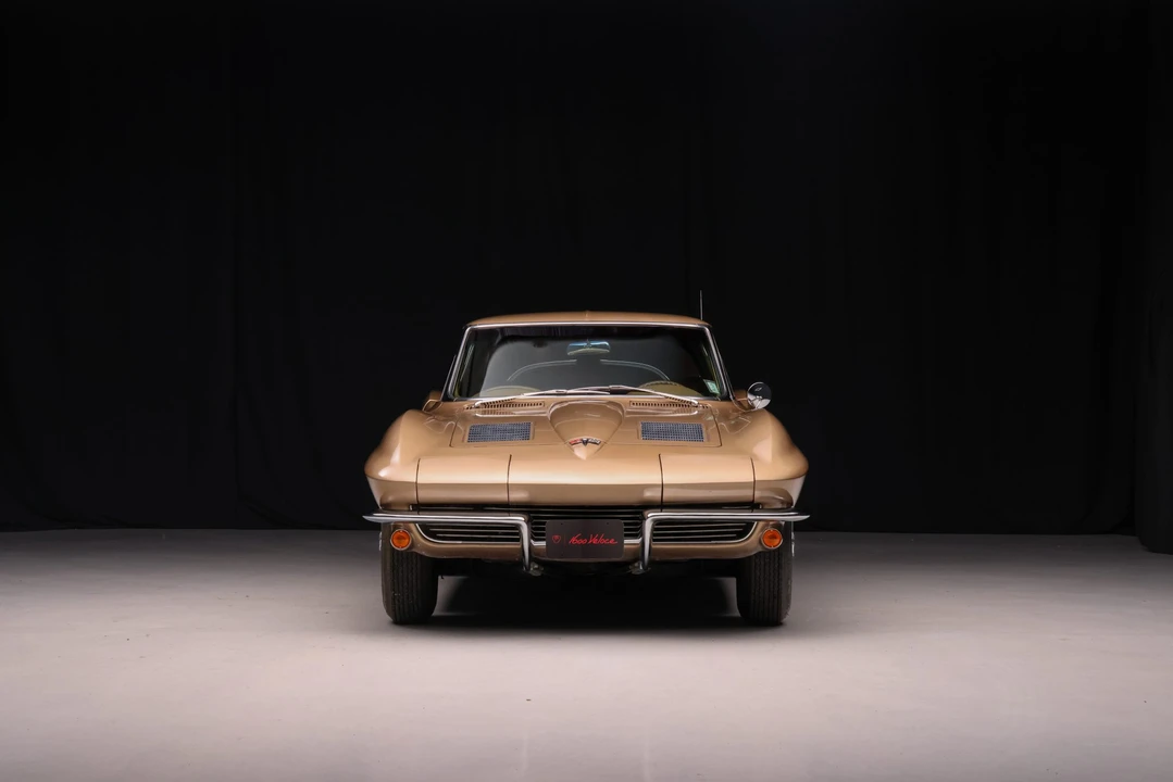 1963 Chevrolet Corvette C2 - Image 14 of 31