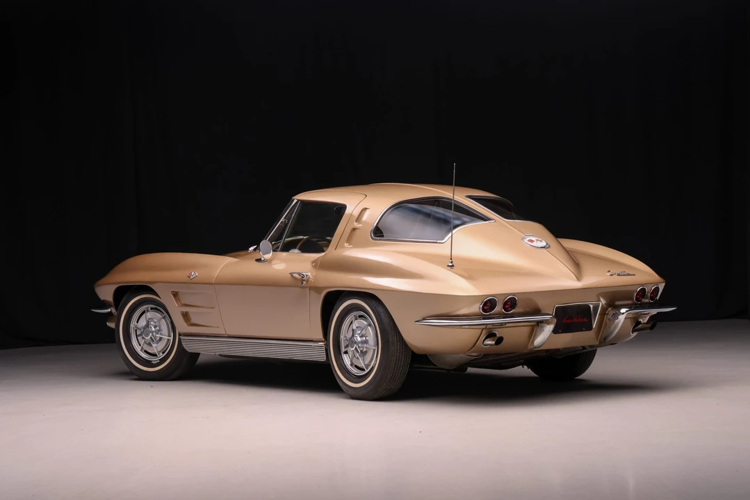 1963 Chevrolet Corvette C2 - Image 6 of 31