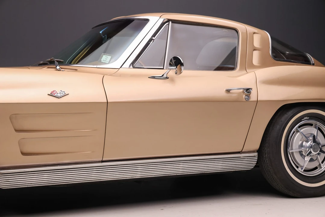 1963 Chevrolet Corvette C2 - Image 20 of 31